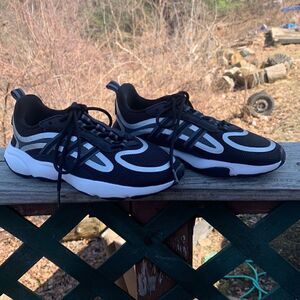 Adidas Haiwee Core Black Sz 6.5